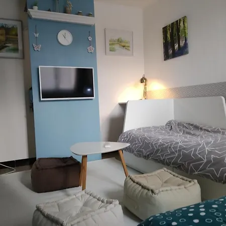 Do Mi Si La Do Re Gite Partage Saint-Carreuc Room photo